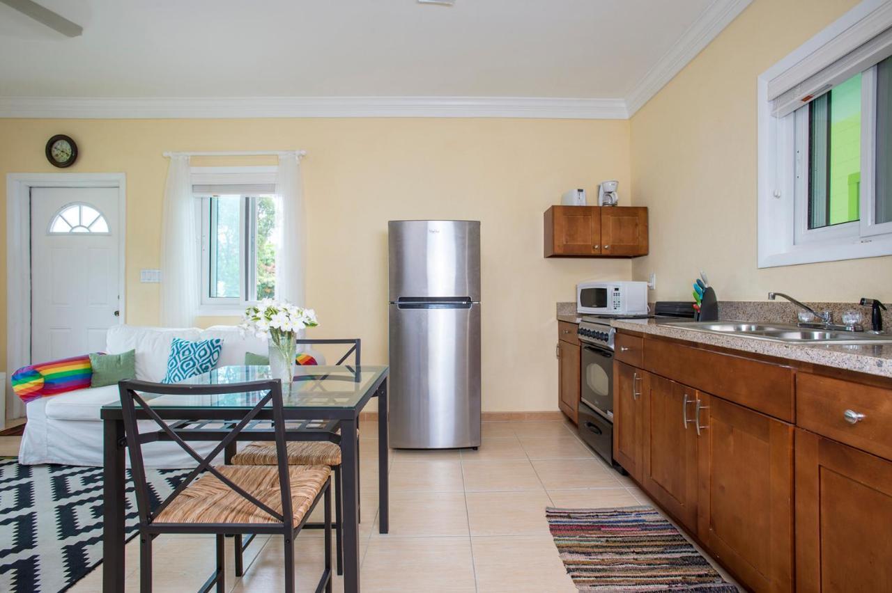 Palmetto Point Sir Charles Guest House المظهر الخارجي الصورة